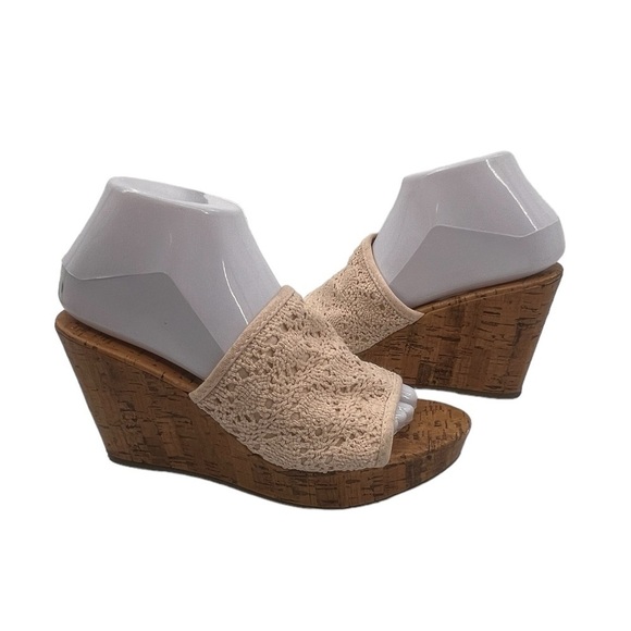 Montego Bay Club Cream Cork Wedge Heel Sandals Size 8 Women’s - Picture 1 of 9